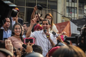 Guaidó anunciará próxima fase de la Operación Libertad en el cabildo abierto del #19Abr