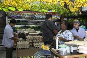 El precio de las frutas y verduras en Venezuela sigue aumentando por escasez de gasolina