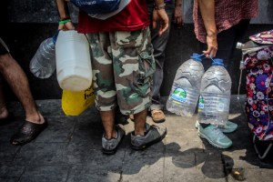El engaño de Hidrocapital: Caraqueños desmienten el tuit de los “sectores con servicio de agua” #5Abr