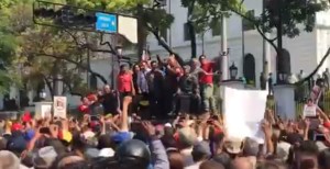 EN VIDEO: Desde un camión fuera de Miraflores, Diosdado llamó al “contraataque”