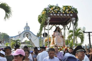 La Divina Pastora regresó a su nicho en Santa Rosa