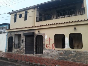 Diputado Franklyn Duarte denuncia que el Eln marcó su casa en Táchira (Fotos)