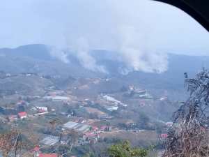 Nueve días lleva incendio forestal en el Parque Nacional Macarao