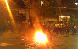 Denuncian allanamientos en El Valle tras protestas nocturnas #1Abr