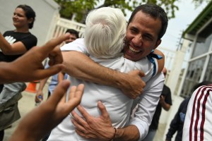 EN FOTOS: El recorrido del presidente (e) Guaidó por su natal Vargas