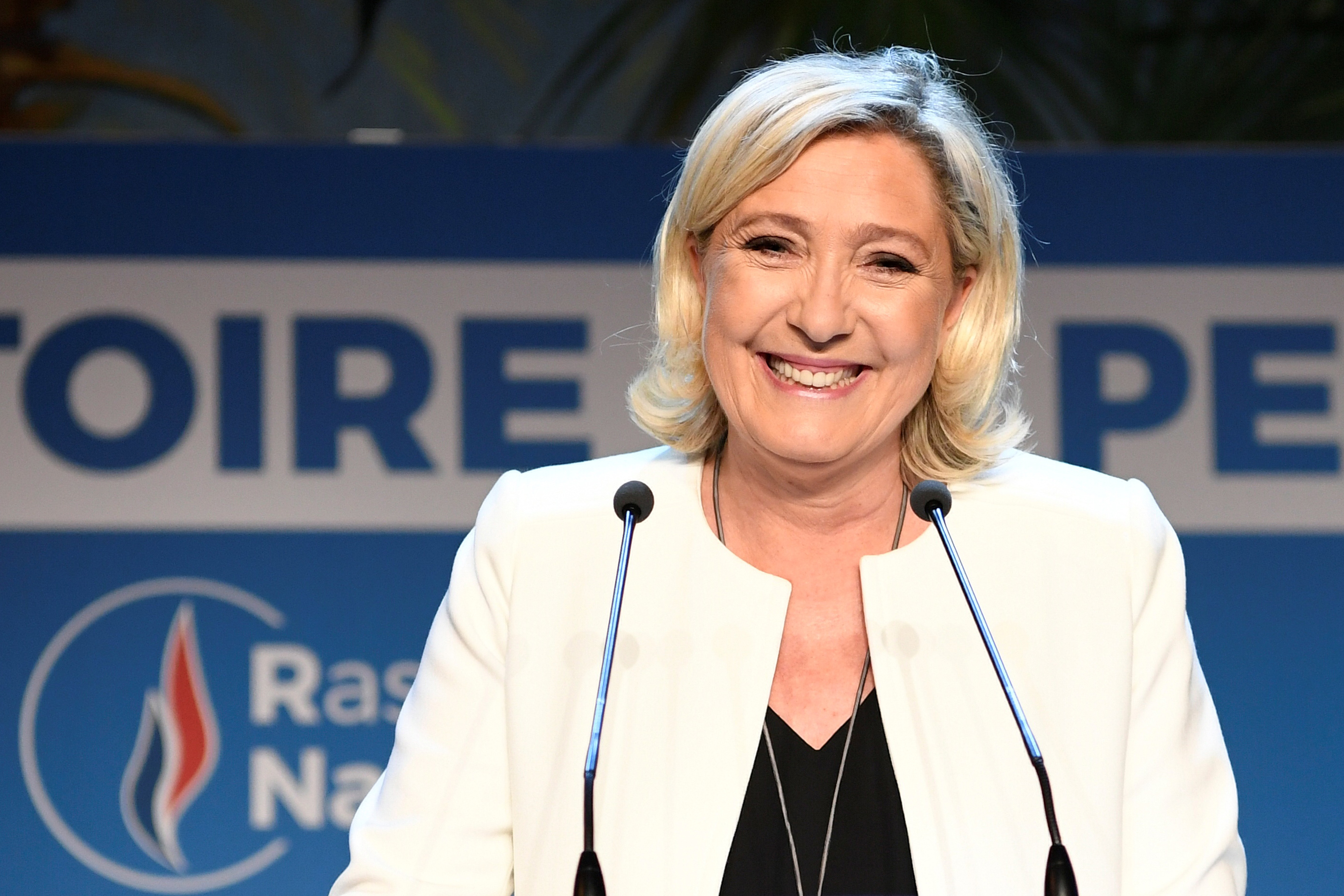 Le Pen se impone a Macron en las elecciones europeas en Francia