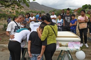 La crisis dicta sentencia de muerte a niños en Venezuela