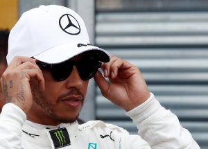 Hamilton consigue la ‘pole’ en el GP de Mónaco tras firmar nuevo récord de pista