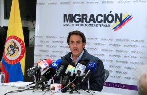 Migración Colombia pide a Ecuador revisar imposición de visa a venezolanos