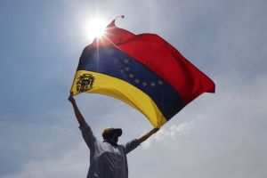 La Unión Europea y EEUU apuestan por unos comicios “libres y justos” en Venezuela
