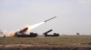 Régimen de Maduro probó un lanzacohetes ruso que usa aterradoras municiones de racimo (VIDEO)