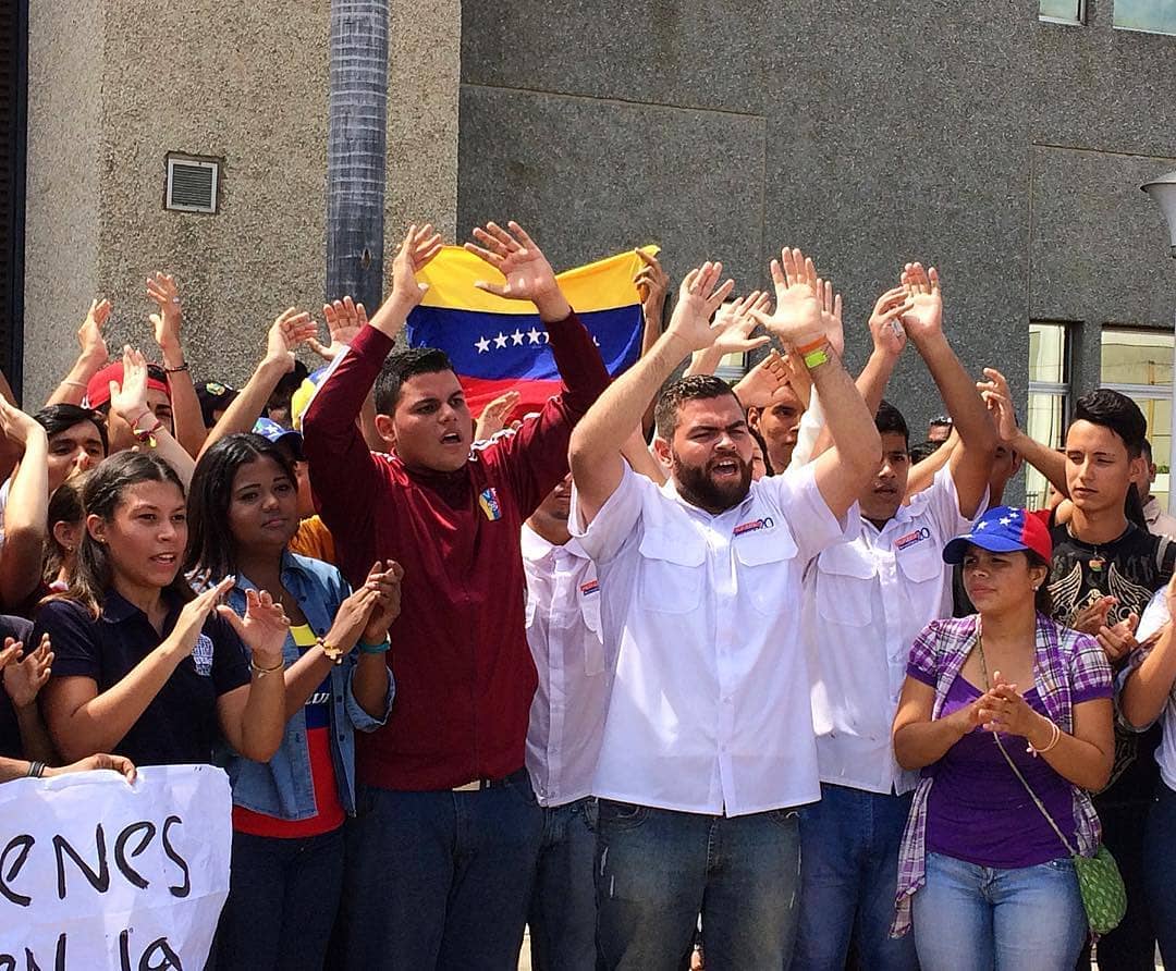 Estudiantes zulianos rechazan la violación de la autonomía universitaria en Venezuela