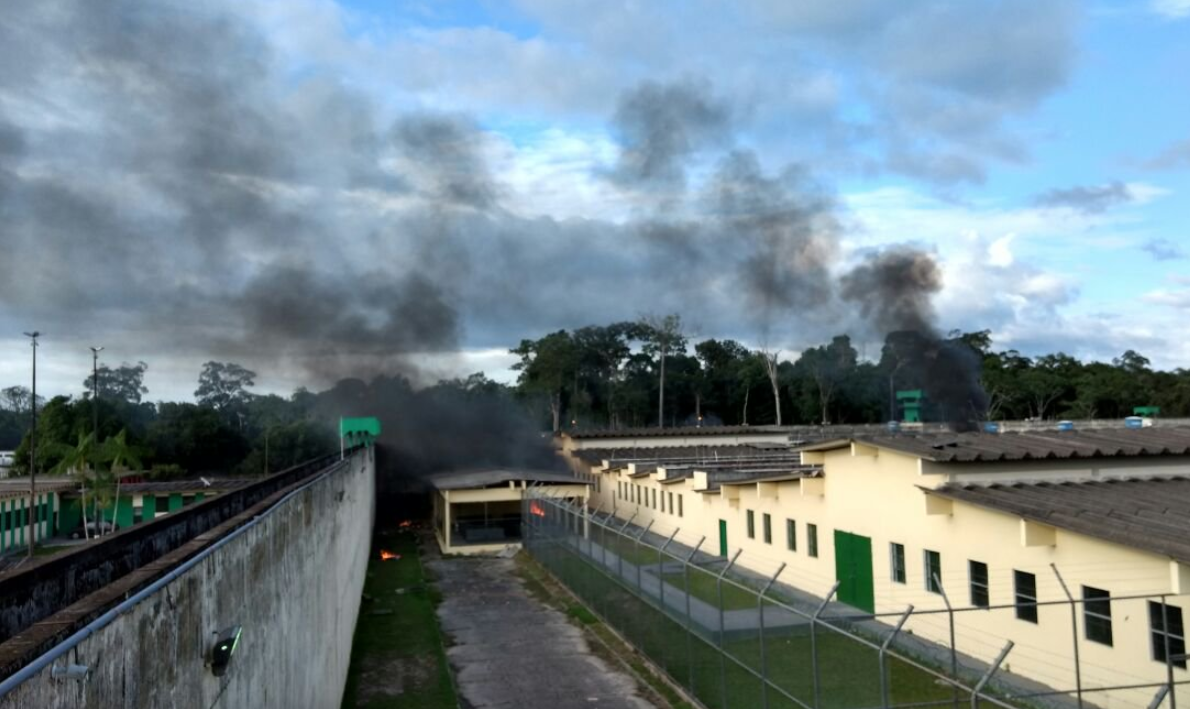 Sangrienta pelea en una cárcel de Brasil deja al menos 15 muertos