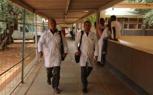 Los dos médicos cubanos secuestrados en Kenia cumplen dos años desaparecidos