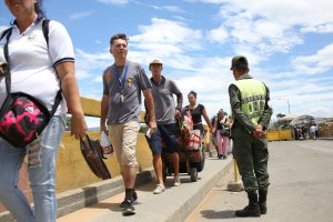 Capturado venezolano armado debajo de puente Simón Bolívar