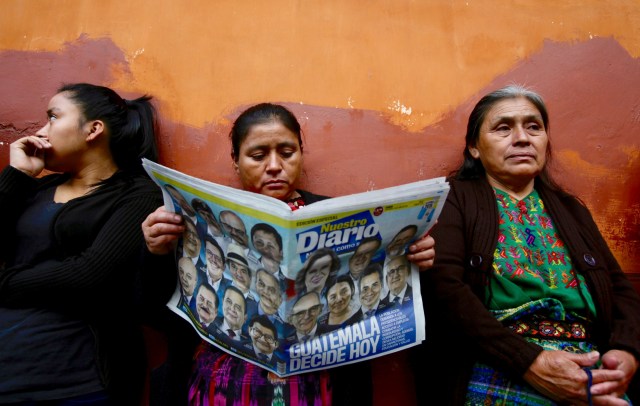 Guatemala elige presidente en comicios manchados por corrupción