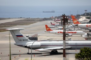 Hay 12 aerolíneas internacionales que quieren iniciar conectividad con Venezuela, según el Inac