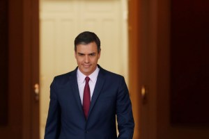 La investidura se le complica a Pedro Sánchez en España