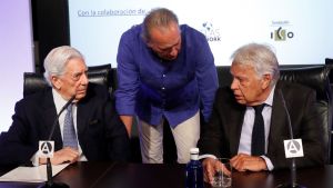 El desayuno entre Bertín Osborne, Vargas Llosa y Felipe González para arreglar Venezuela