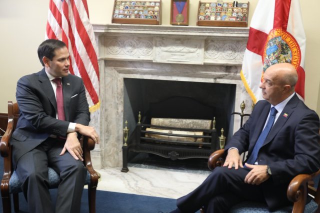 Excomisario Simonovis se reunió con el senador Marco Rubio (FOTO)