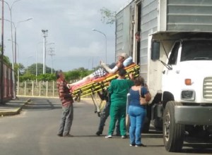 En Maracaibo, los enfermos son trasladados en camiones 350 #13Jun (FOTOS)