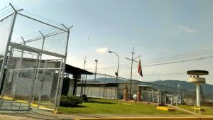 Militares venezolanos presos por rebelión iniciaron huelga en la cárcel donde están detenidos (Carta)