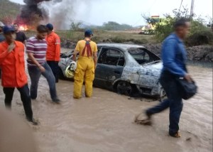 Mueren tres personas calcinadas en el incendio adyacente a la refinería El Chaure