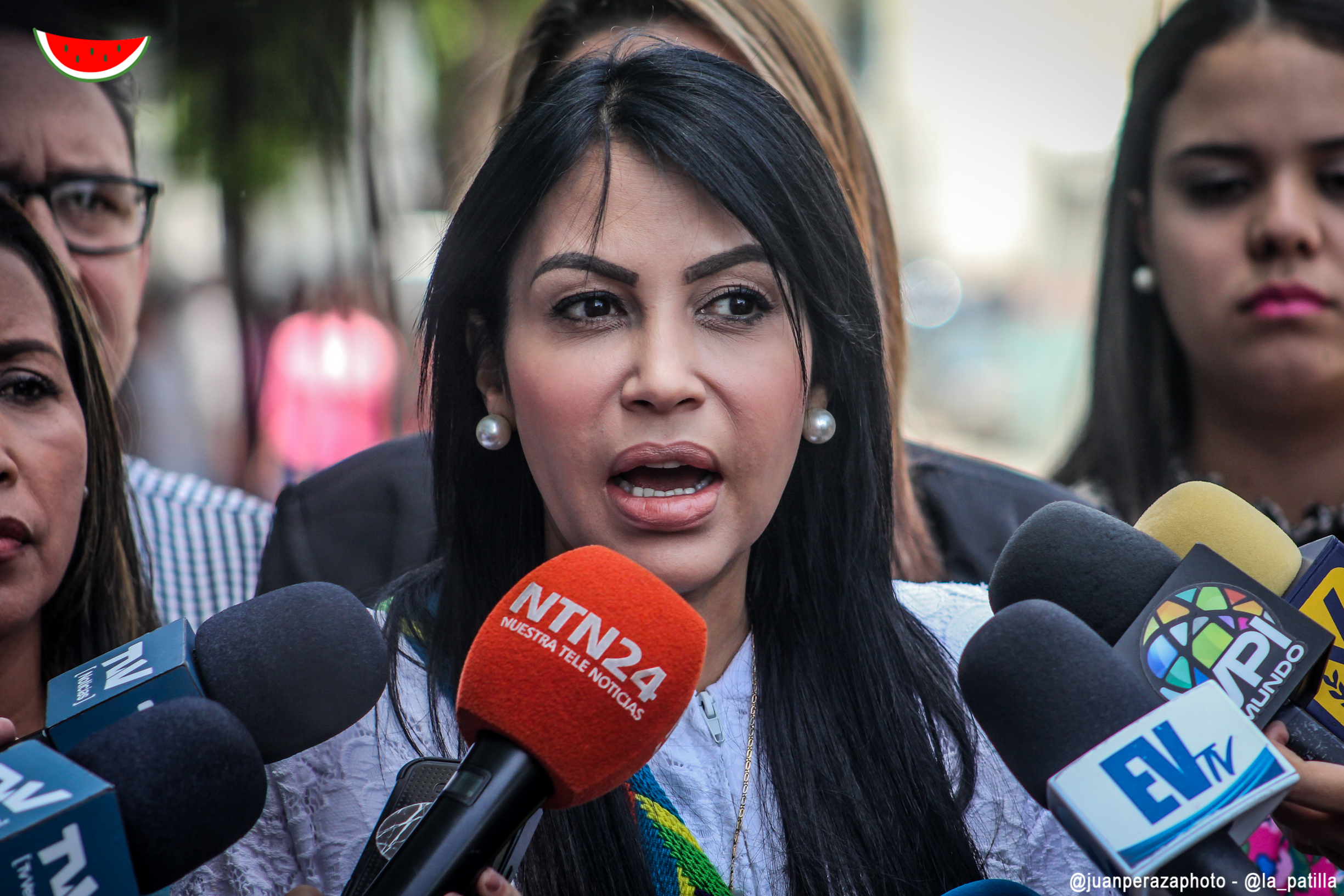 Saturar edificio Salida Delsa Solórzano le señaló al régimen chavista los verdaderos problemas de  Venezuela - LaPatilla.com