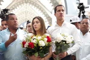 Guaidó visitó la Basílica de la Virgen del Valle en Nueva Esparta (videos)