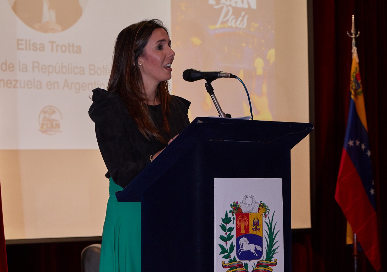 Embajadora Elisa Trotta representará a Venezuela en encuentro regional sobre la crisis migratoria