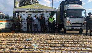 Incautan en Colombia 1.600 kilos de marihuana con cara de Escobar y Bin Laden