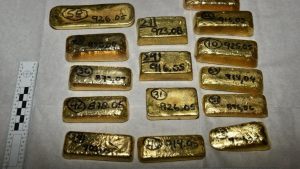 Incautan en Londres cinco millones de dólares en lingotes de oro provenientes de Venezuela (Fotos)