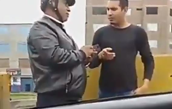 Peruano salvó a un venezolano de ser asaltado impunemente por un policía (Video)