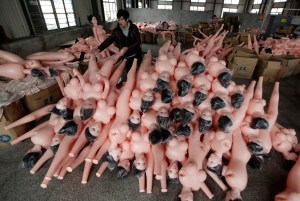 Importación de muñecas sexuales caldea los ánimos en Corea del Sur