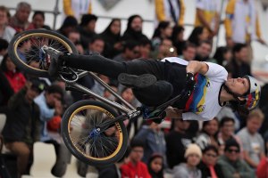 El astro venezolano del BMX, Daniel Dhers, desafiará la gravedad para meterse en Tokio 2020