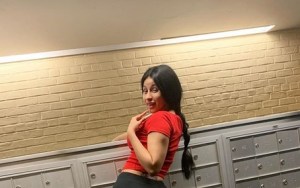 Las nalgas satánicas de Cardi B actúan por sí solas (¡DIABLOS+VIDEO!)