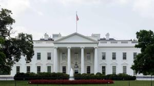 Gobierno de EEUU defendió reactivación pese a los casos de Covid-19 en la Casa Blanca