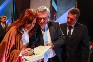 ALnavío: El candidato de Cristina Kirchner se desmarca de Maduro y de su “régimen autoritario”