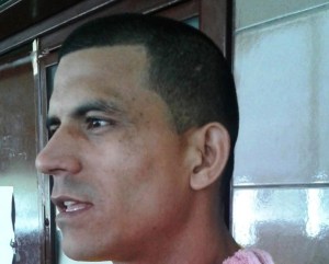 Preso político Rodney Álvarez en huelga de hambre, el mismo día que inicia su juicio