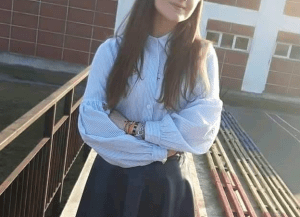 Adolescente llamó TRES VECES a la policía en Rumanía… no respondieron y murió violada y quemada