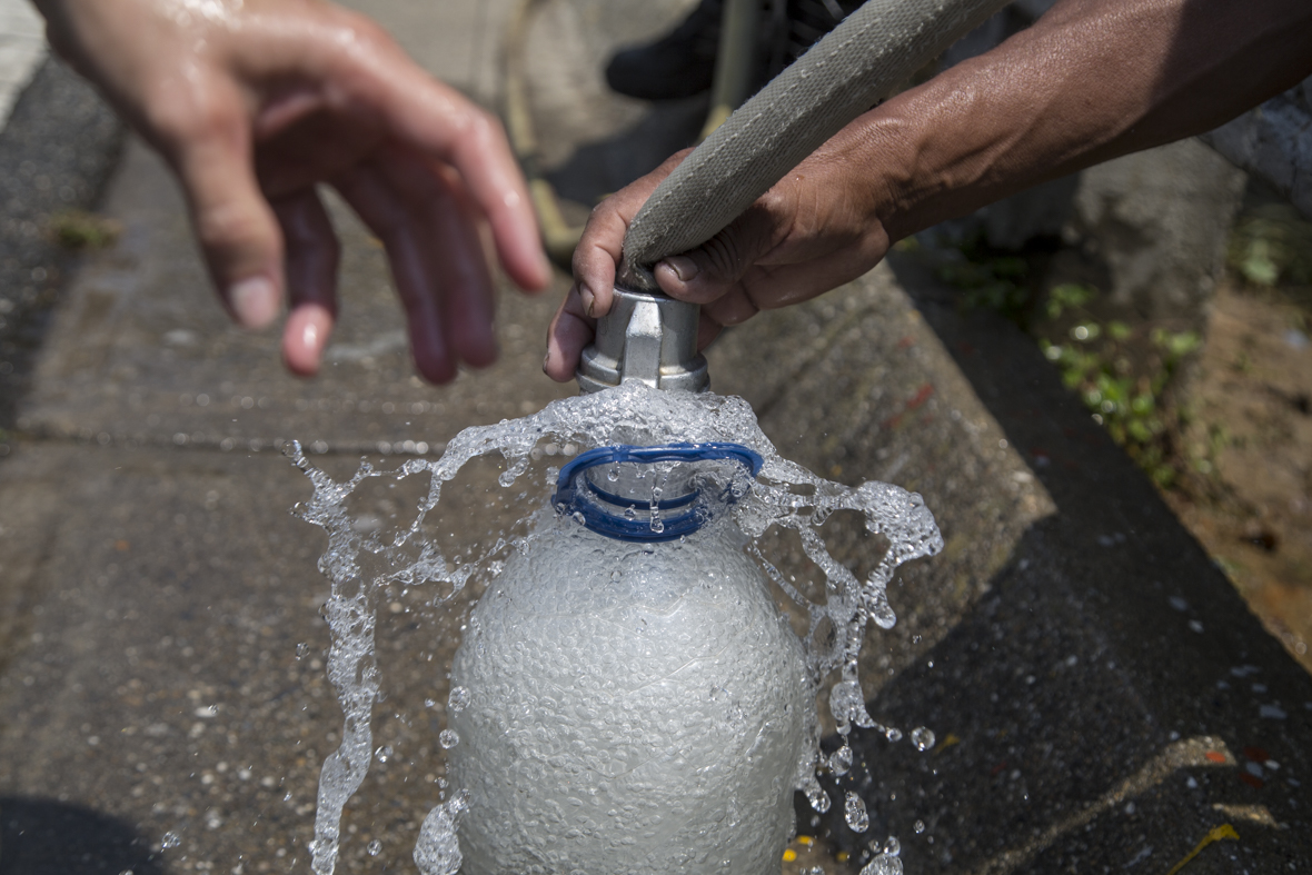 José Felix Oletta: Agua “potable” que se consume en Caracas está altamente contaminada