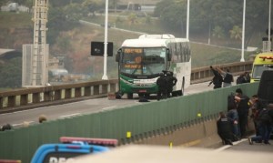 Abatido por la policía secuestrador del autobús en Río de Janeiro