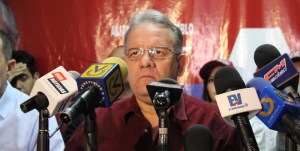 Edwin Luzardo: Ir a elecciones parlamentarias es un salto al vacío