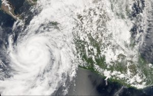Tormenta tropical Henriette se forma lejos de costas del Pacífico mexicano