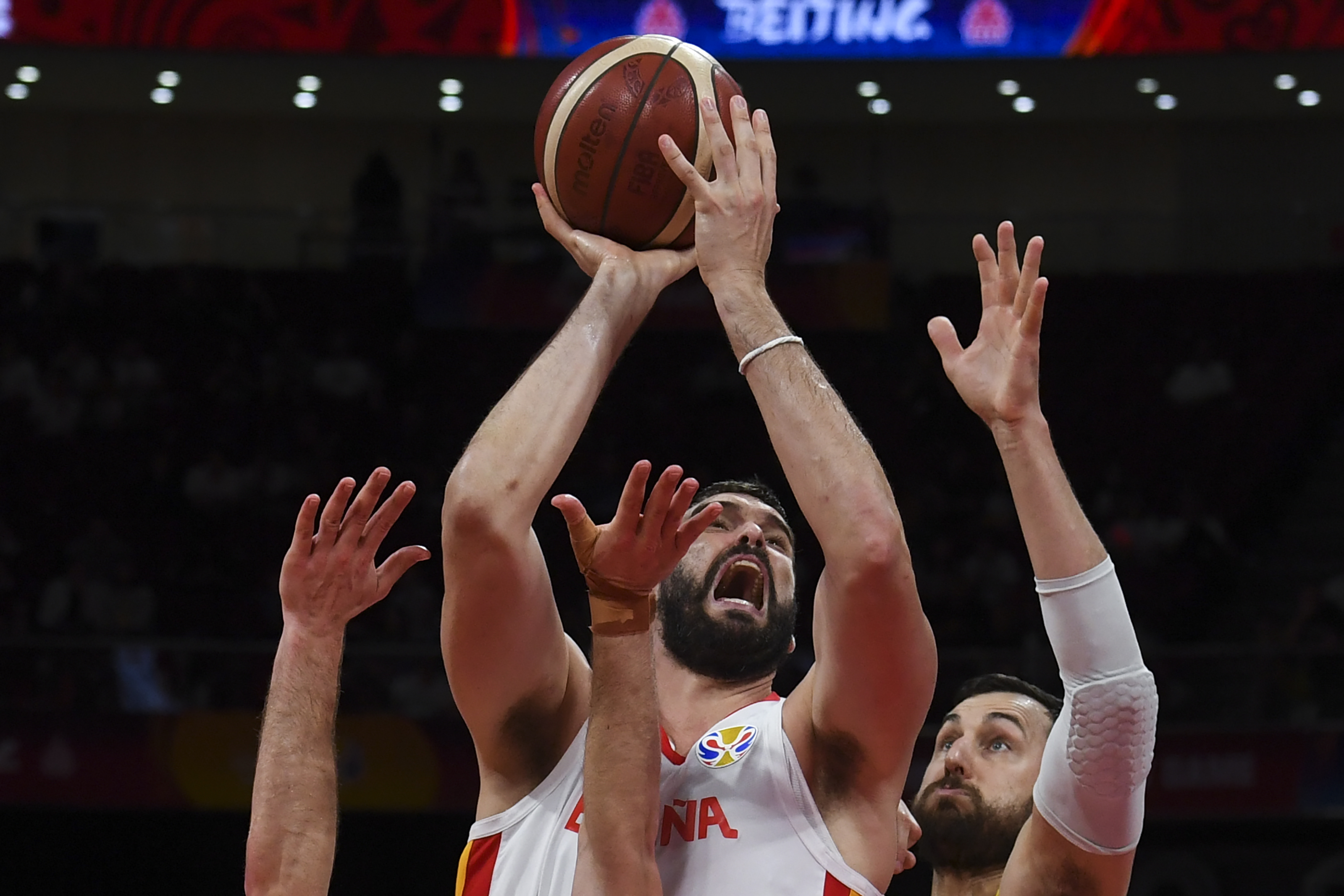 España sobrevive a Australia en una épica batalla y jugará la final del Mundial de básquet