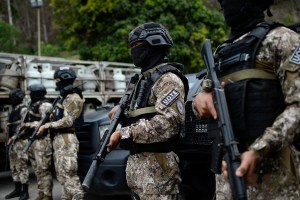 La disciplina del miedo: Detenciones arbitrarias y asesinatos en protestas en los seis primeros meses de cuarentena en Venezuela