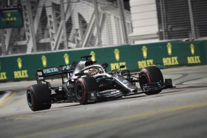 Lewis Hamilton fue el más rápido durante los ensayos libres en Singapur