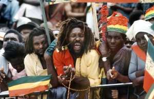 ¿De dónde proviene el término “Rastafari”?