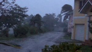 Cruz Roja contabiliza al menos 13 mil viviendas dañadas o destruidas por huracán Dorian (VIDEOS)