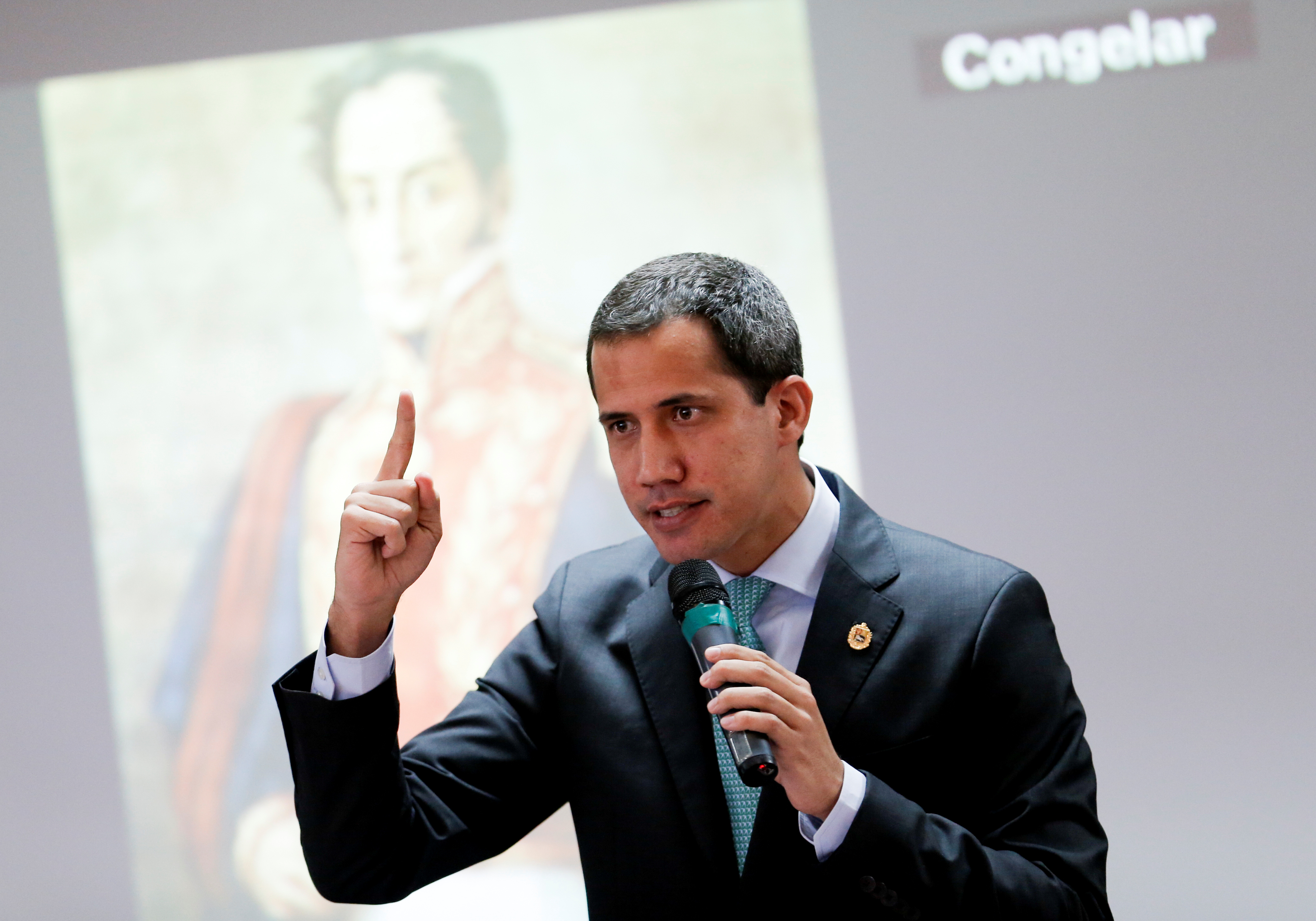 Juan Guaidó: La pregunta es cómo Diosdado recibió esas fotos (VIDEO)